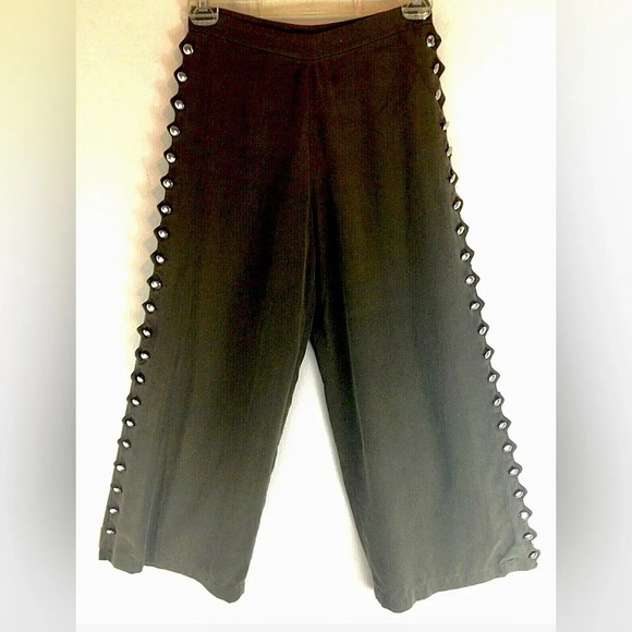 Zara Army Green Embellished Pants - Picture 2 of 13